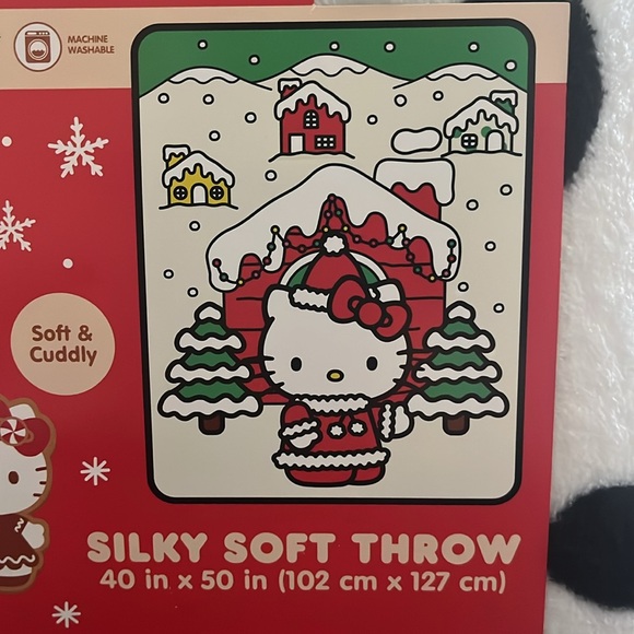 Hello Kitty Silky soft throw - Picture 2 of 2